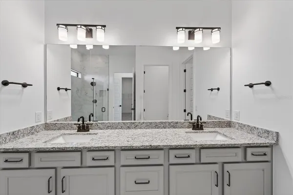 $5,900 | 19111 Fox Lndg Place, Lakewood Ranch, FL 34211