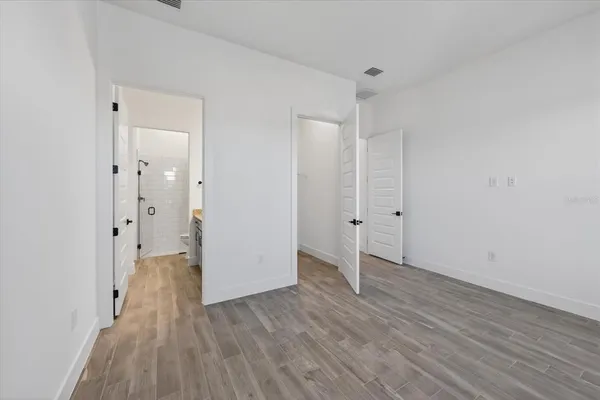 $5,900 | 19111 Fox Lndg Place, Lakewood Ranch, FL 34211