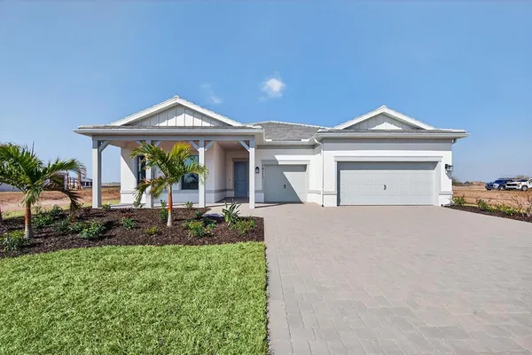 $5,900 | 19111 Fox Lndg Place, Lakewood Ranch, FL 34211