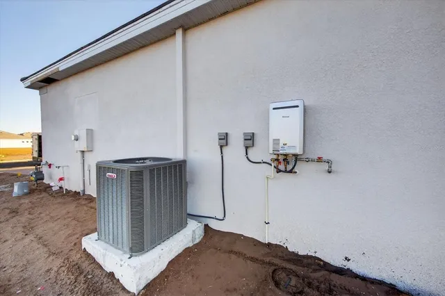 $7,500 | 19111 Fox Lndg Place, Bradenton, FL 34212