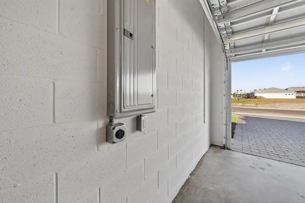 $4,900 | 19111 Fox Lndg Place, Lakewood Ranch, FL 34211