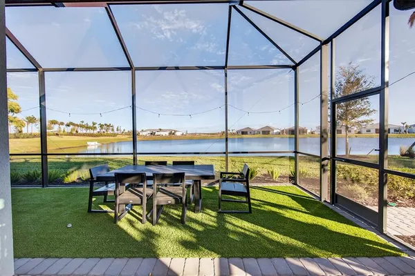 $5,900 | 19111 Fox Lndg Place, Lakewood Ranch, FL 34211