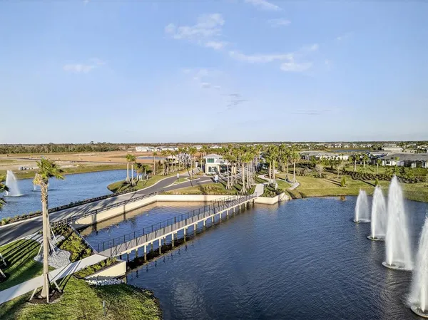 $5,900 | 19111 Fox Lndg Place, Lakewood Ranch, FL 34211