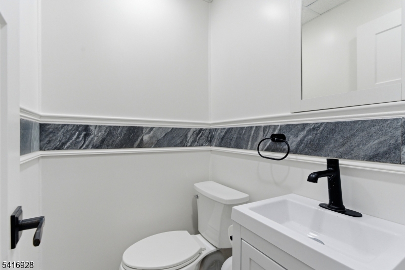 14 Cindy Lane Oak Ridge, NJ 07438 - Photo 25 of 32