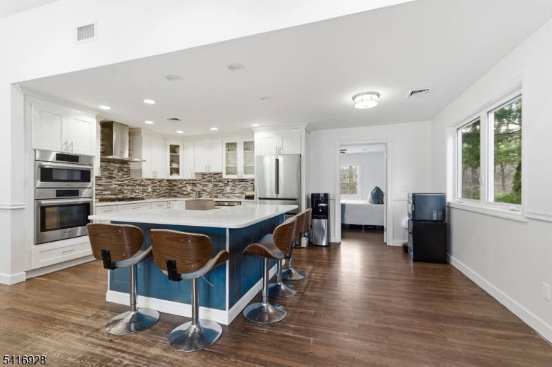 14 Cindy Lane Oak Ridge, NJ 07438 - Photo 7 of 32