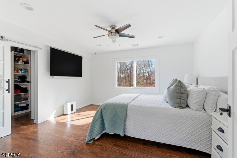 14 Cindy Lane Oak Ridge, NJ 07438 - Photo 10 of 32