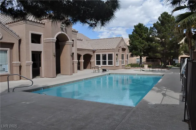 $1,490 | 8101 West Flamingo Road, Unit 2153, Las Vegas, NV 89147