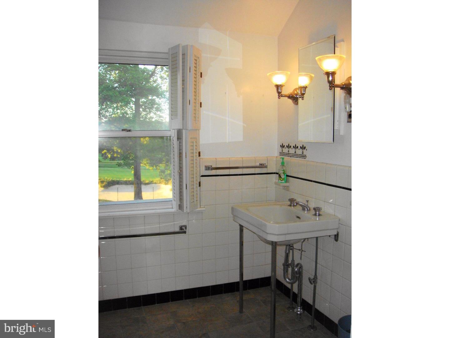 120 Golfview Road Ardmore, PA 19003 - Photo 17 of 23 Bathroom