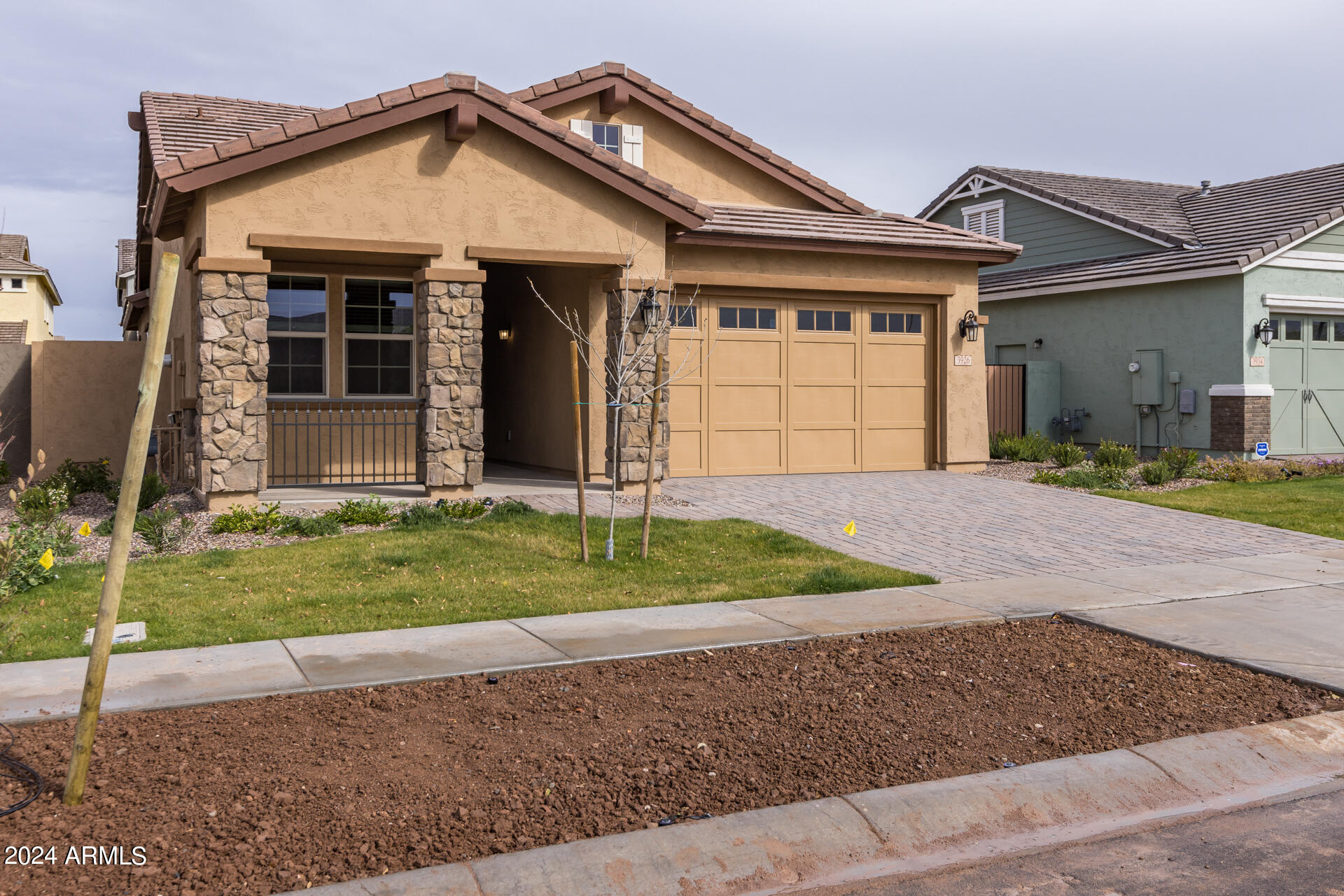 3926 East Spring Wheat Lane Gilbert, AZ 85296 - Photo 2 of 41 3) FRONT OF HOME