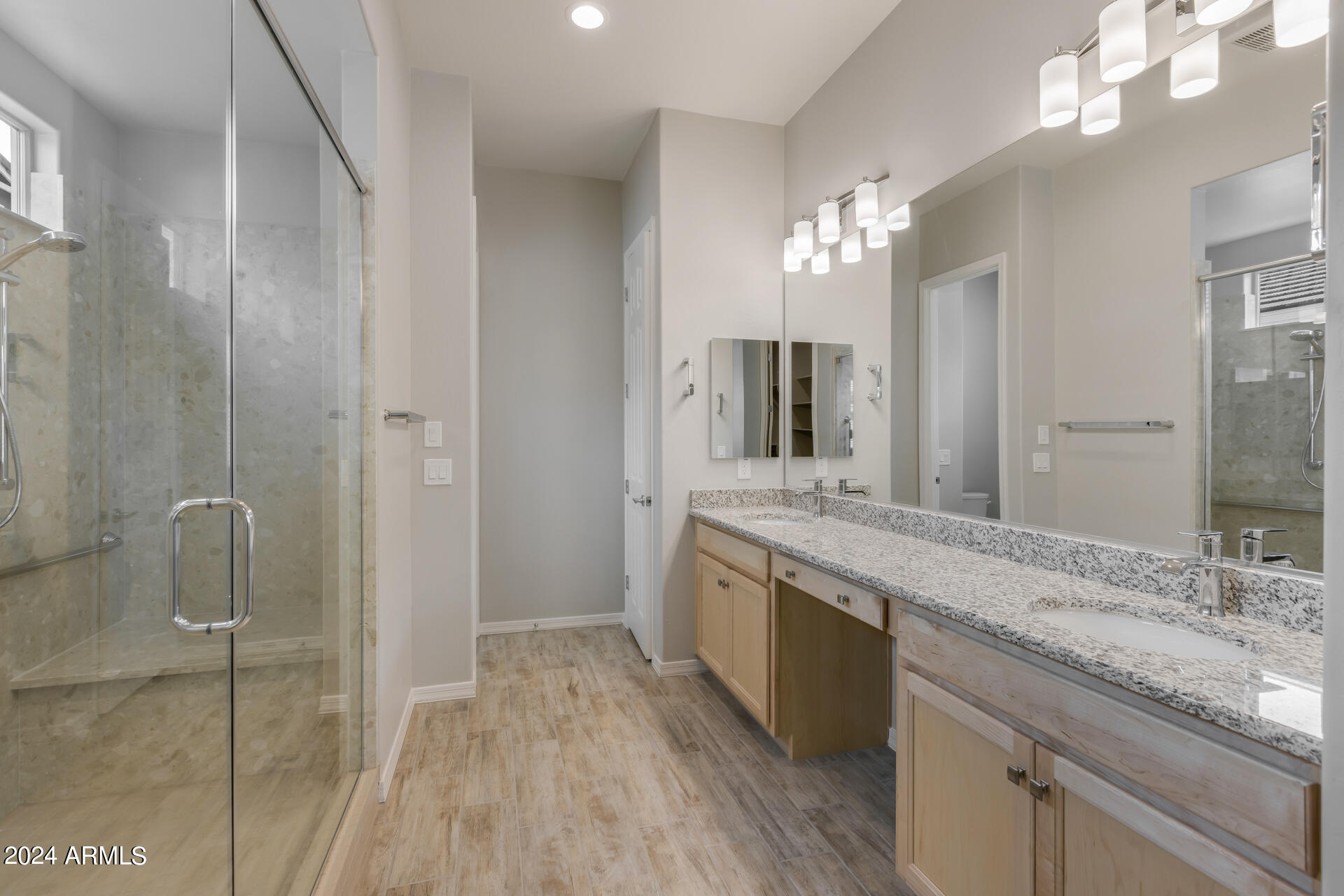 3926 East Spring Wheat Lane Gilbert, AZ 85296 - Photo 32 of 41 21) MASTER BATH