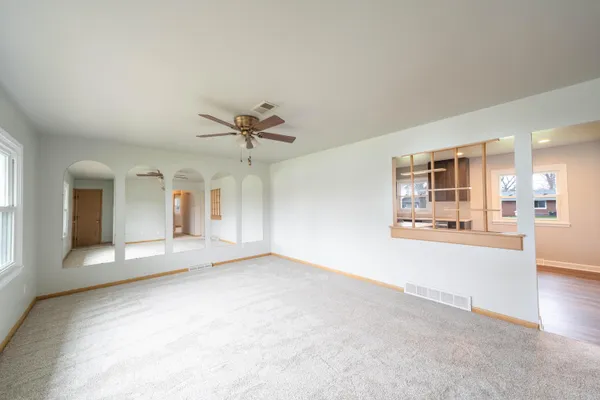 $2,200 | 401 Michele Avenue, Crown Point, IN 46307