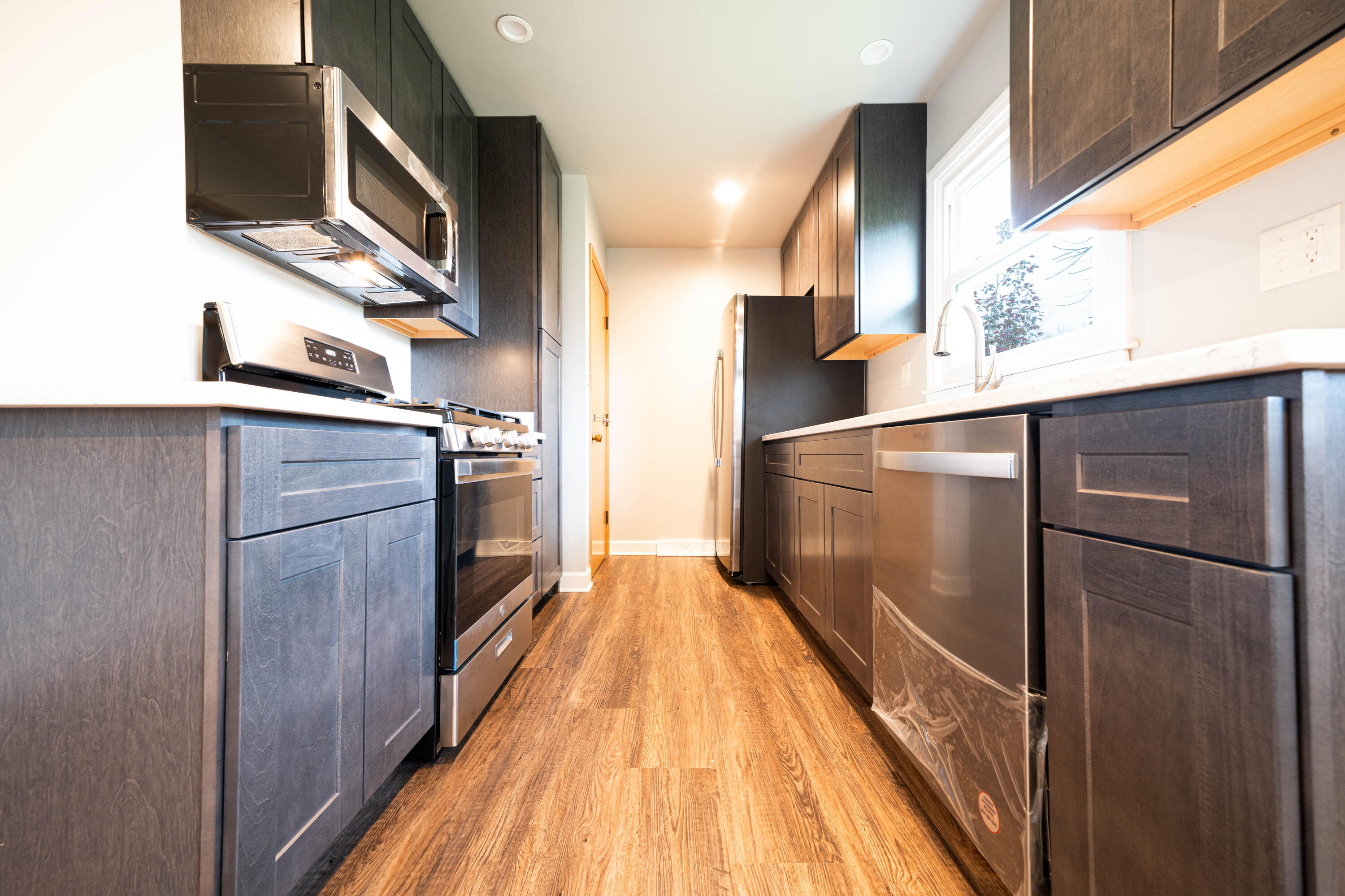 401 Michele Avenue Crown Point, IN 46307 - Photo 4 of 19 3000x1999