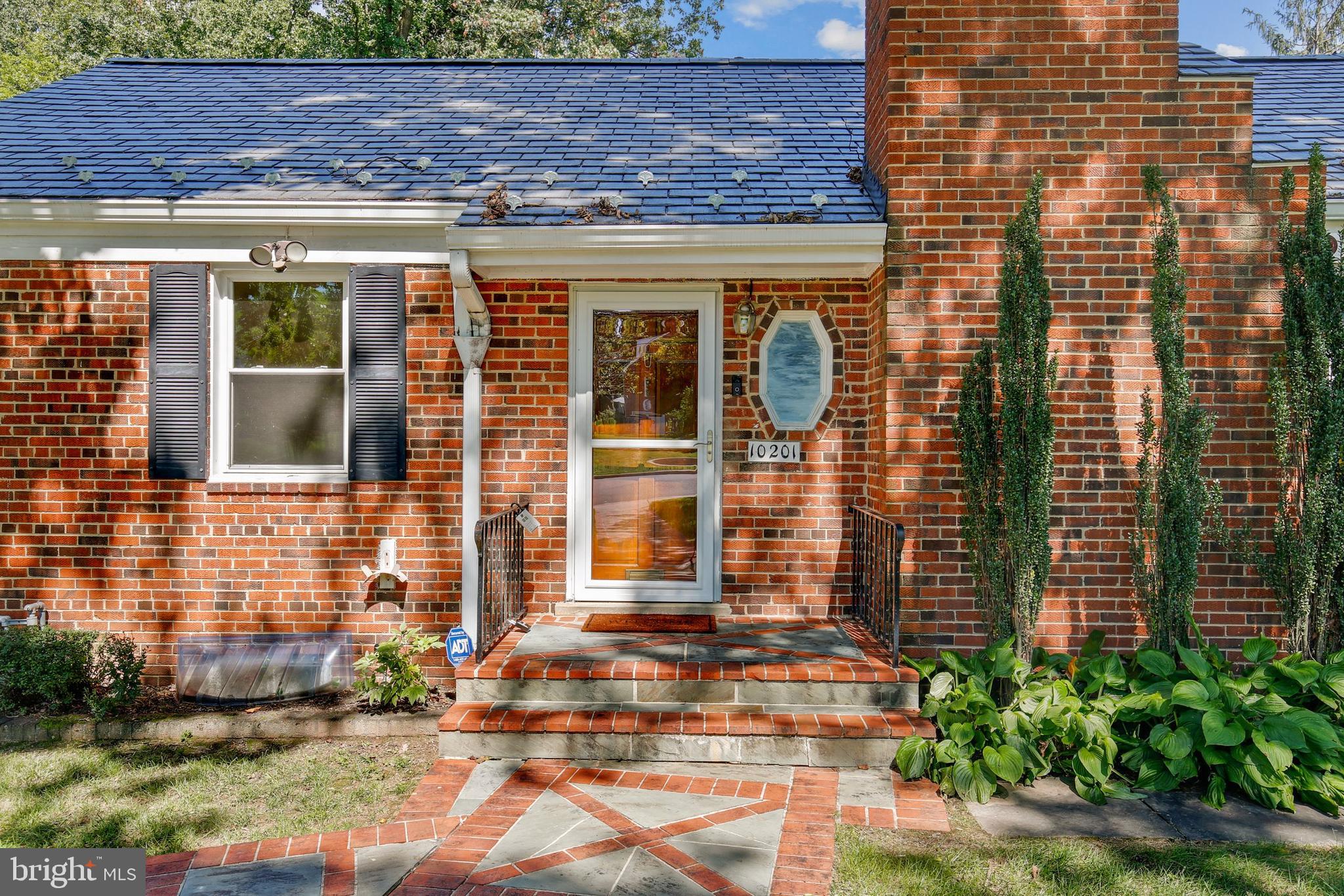 10201 Sutherland Road Silver Spring, MD 20901 - Photo 2 of 47