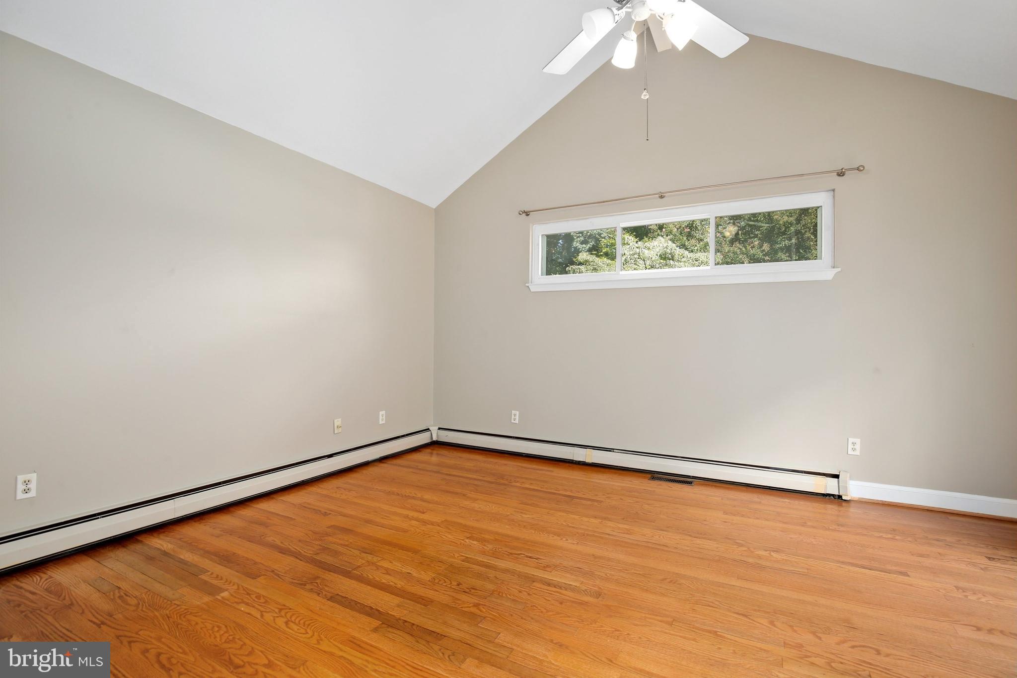 10201 Sutherland Road Silver Spring, MD 20901 - Photo 16 of 47