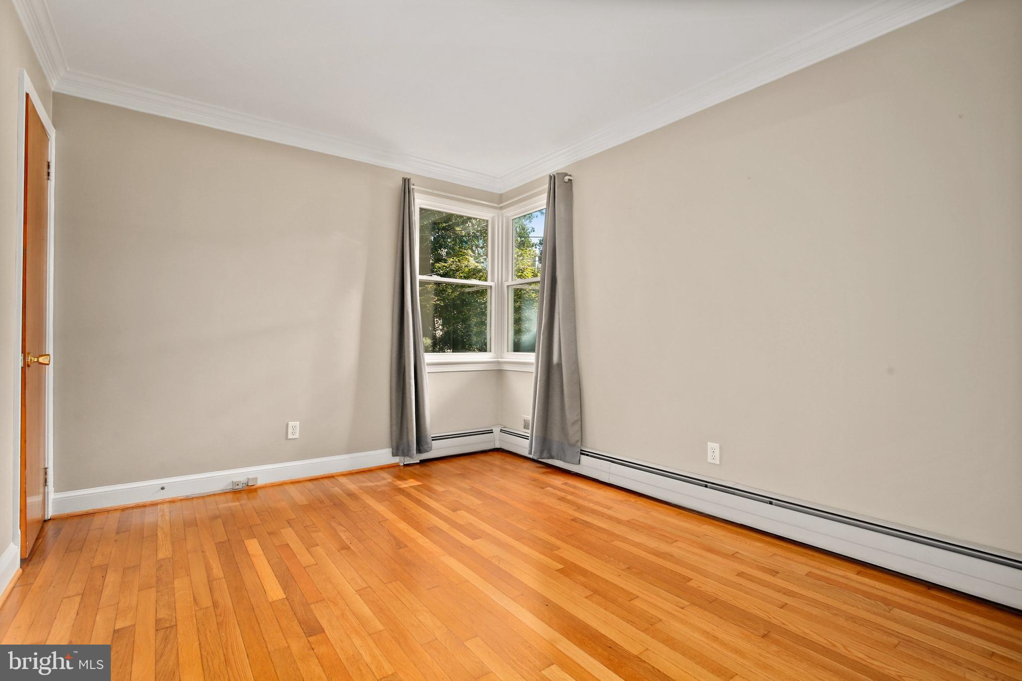 10201 Sutherland Road Silver Spring, MD 20901 - Photo 27 of 47