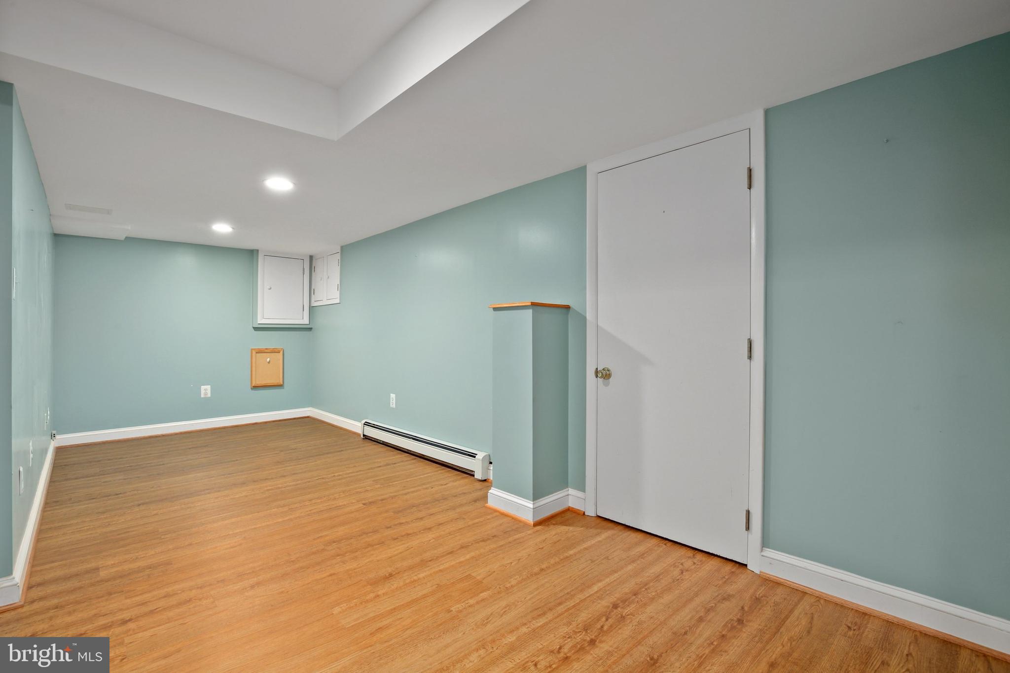 10201 Sutherland Road Silver Spring, MD 20901 - Photo 31 of 47