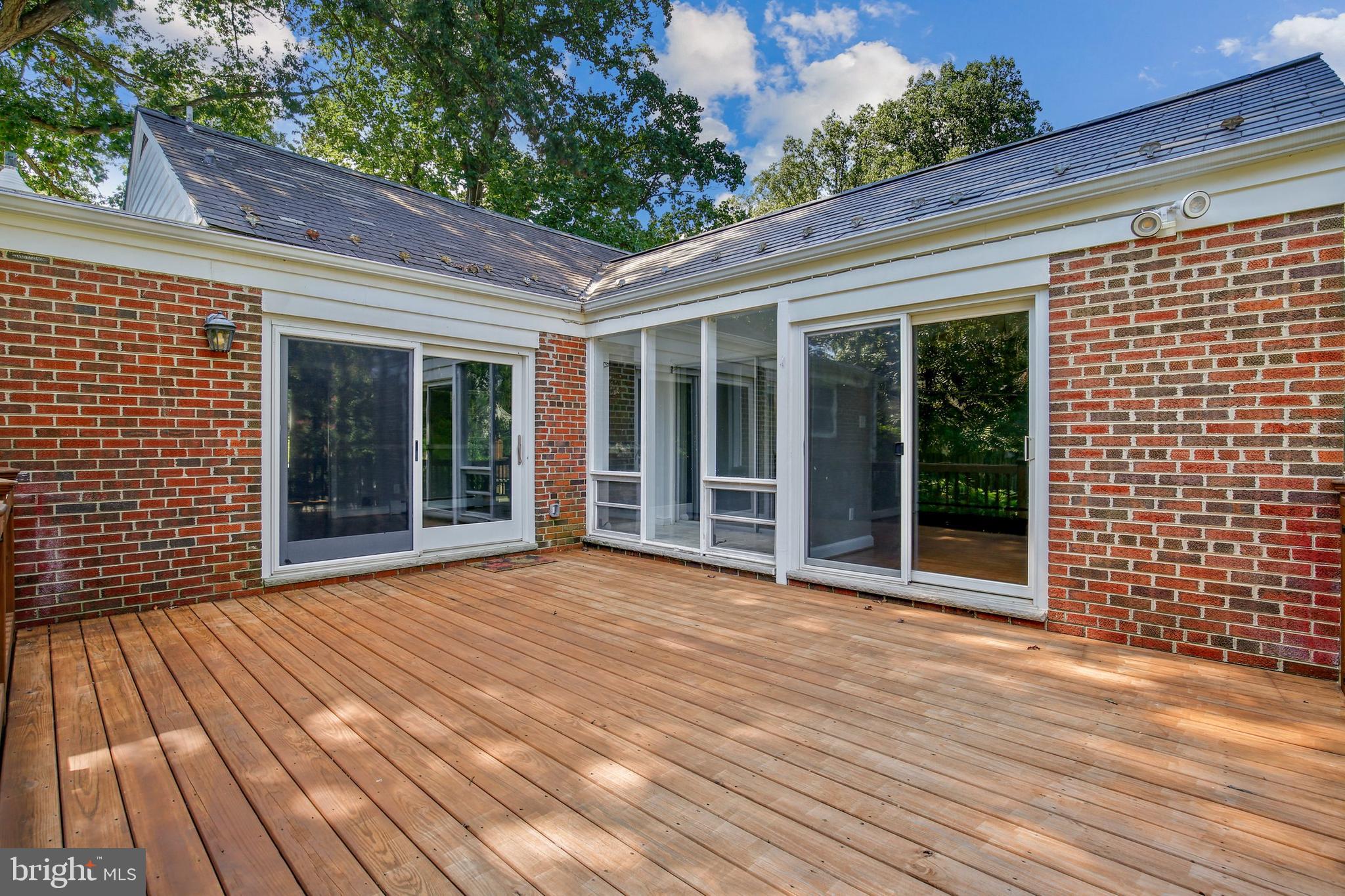 10201 Sutherland Road Silver Spring, MD 20901 - Photo 34 of 47