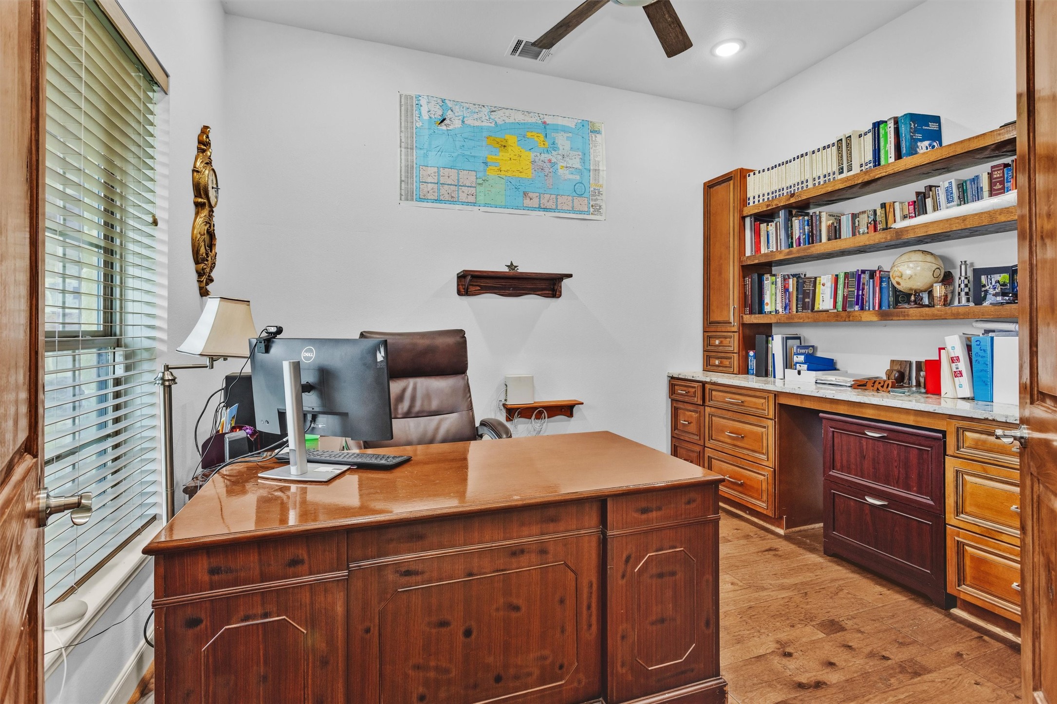 264 Grey Feather Road Huntsville, TX 77340 - Photo 14 of 31 a room with a workspace and a window