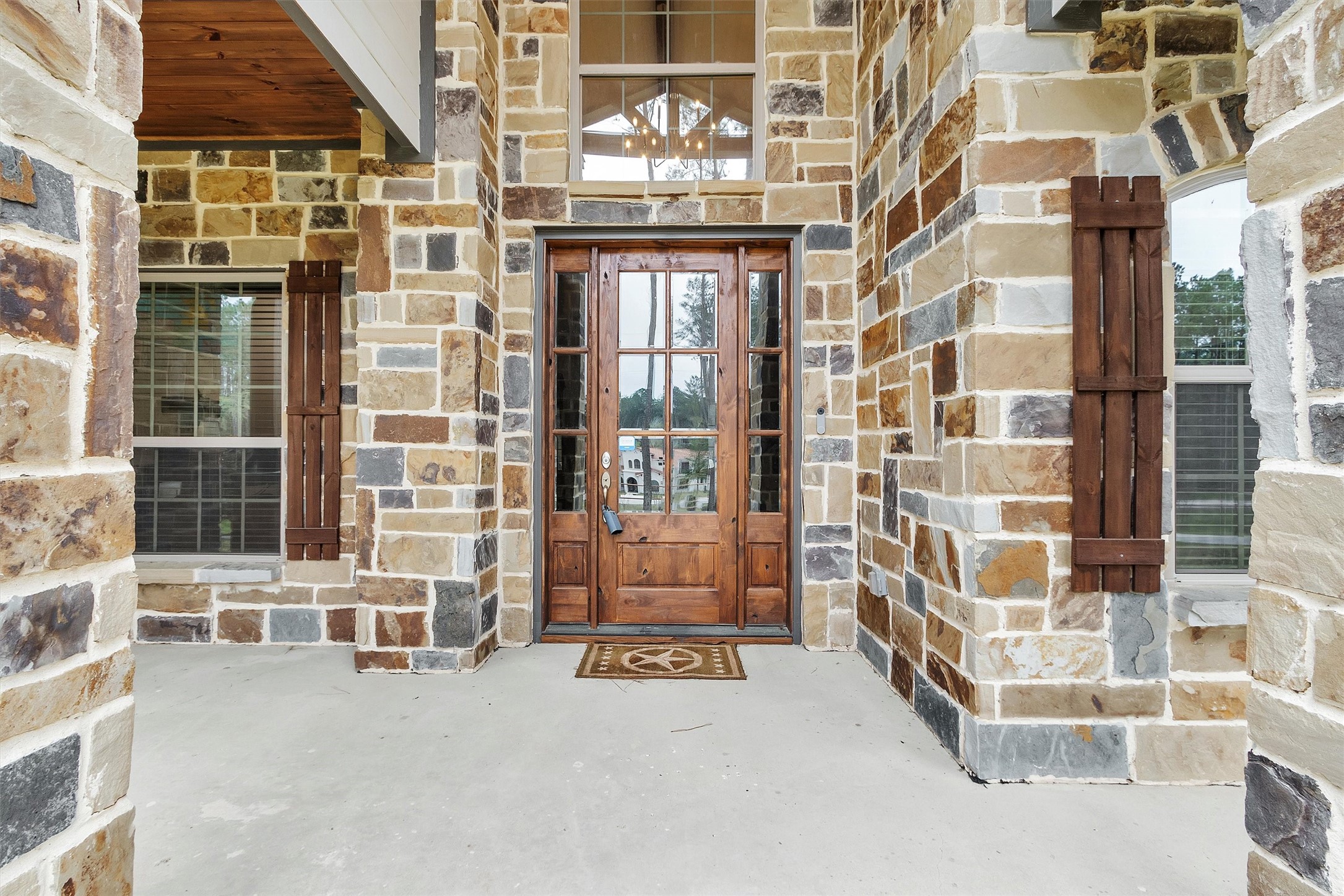 264 Grey Feather Road Huntsville, TX 77340 - Photo 6 of 31