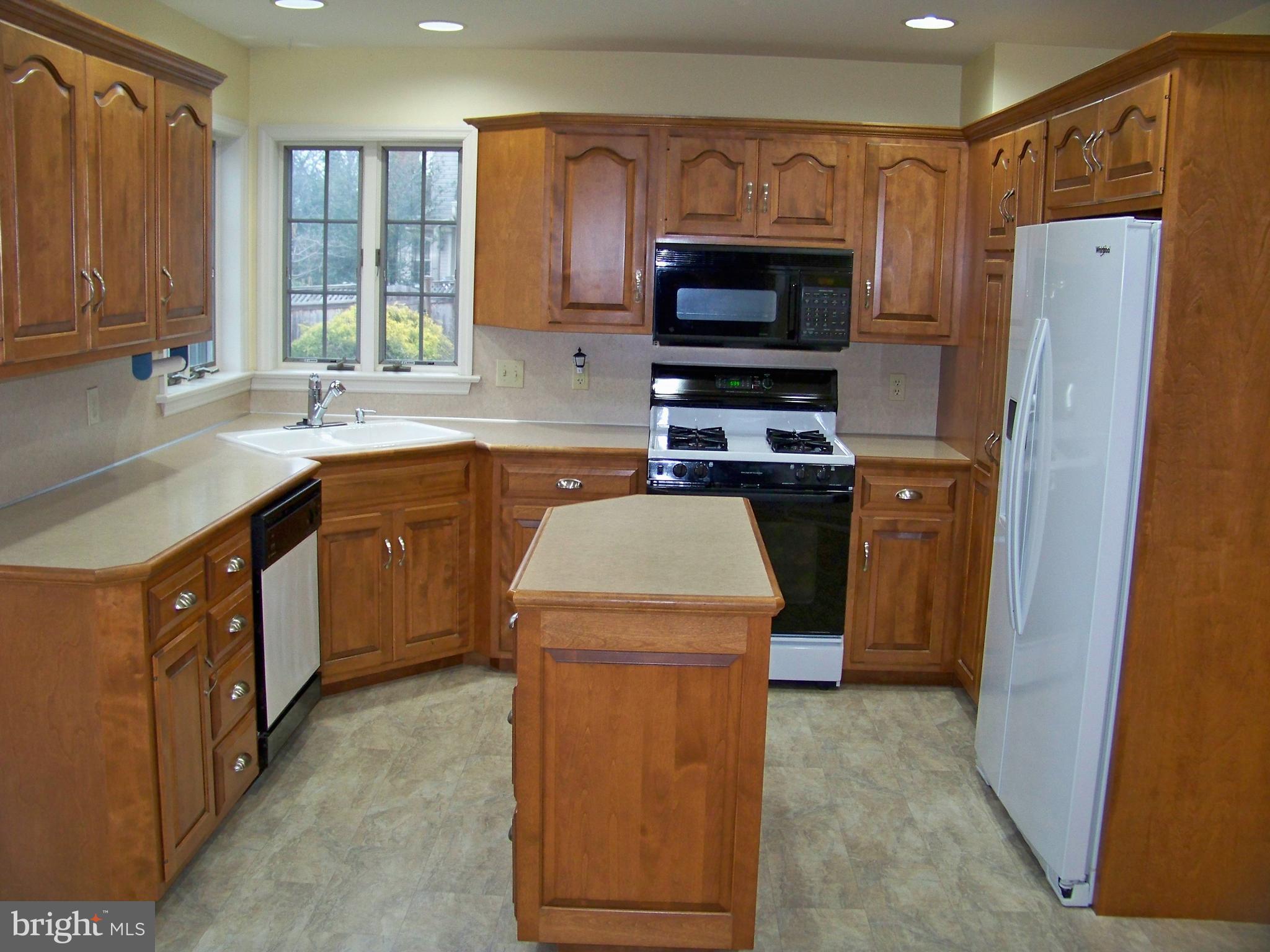 339 Portland Place Lititz, PA 17543 - Photo 11 of 24