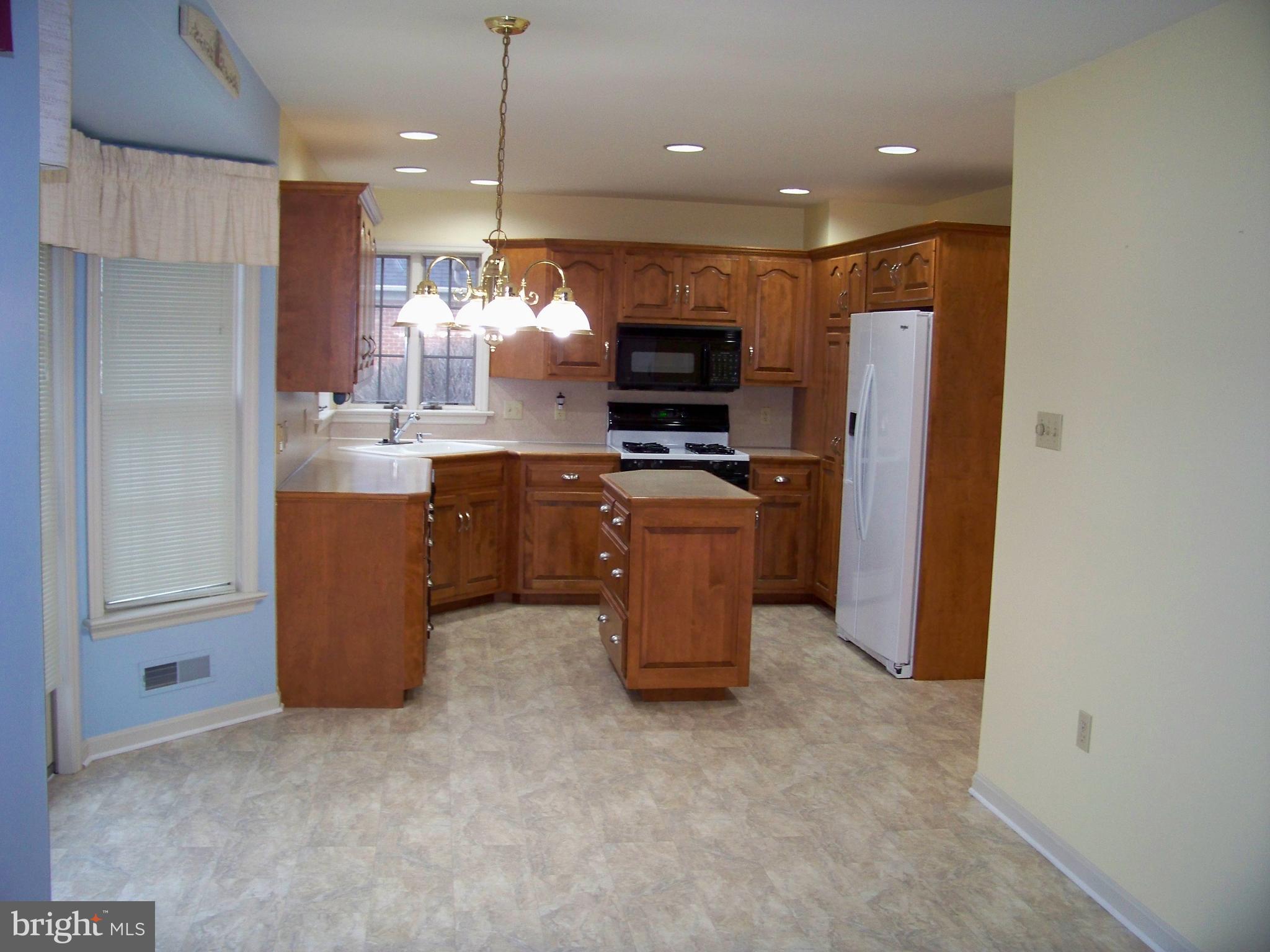 339 Portland Place Lititz, PA 17543 - Photo 10 of 24