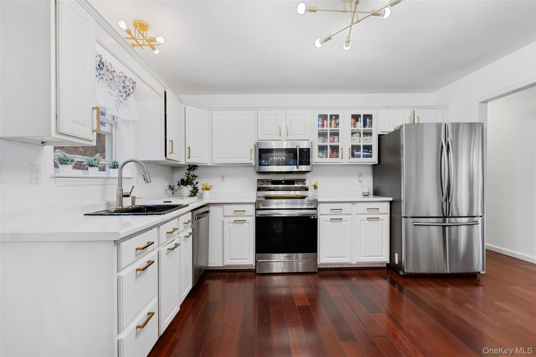 27 Cannon Road Carmel, NY 10512 - Photo 12 of 32 Gallery Image 12