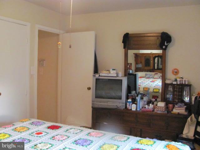 14728 Featherstone Road Woodbridge, VA 22191 - Photo 1 of 15 Bedroom