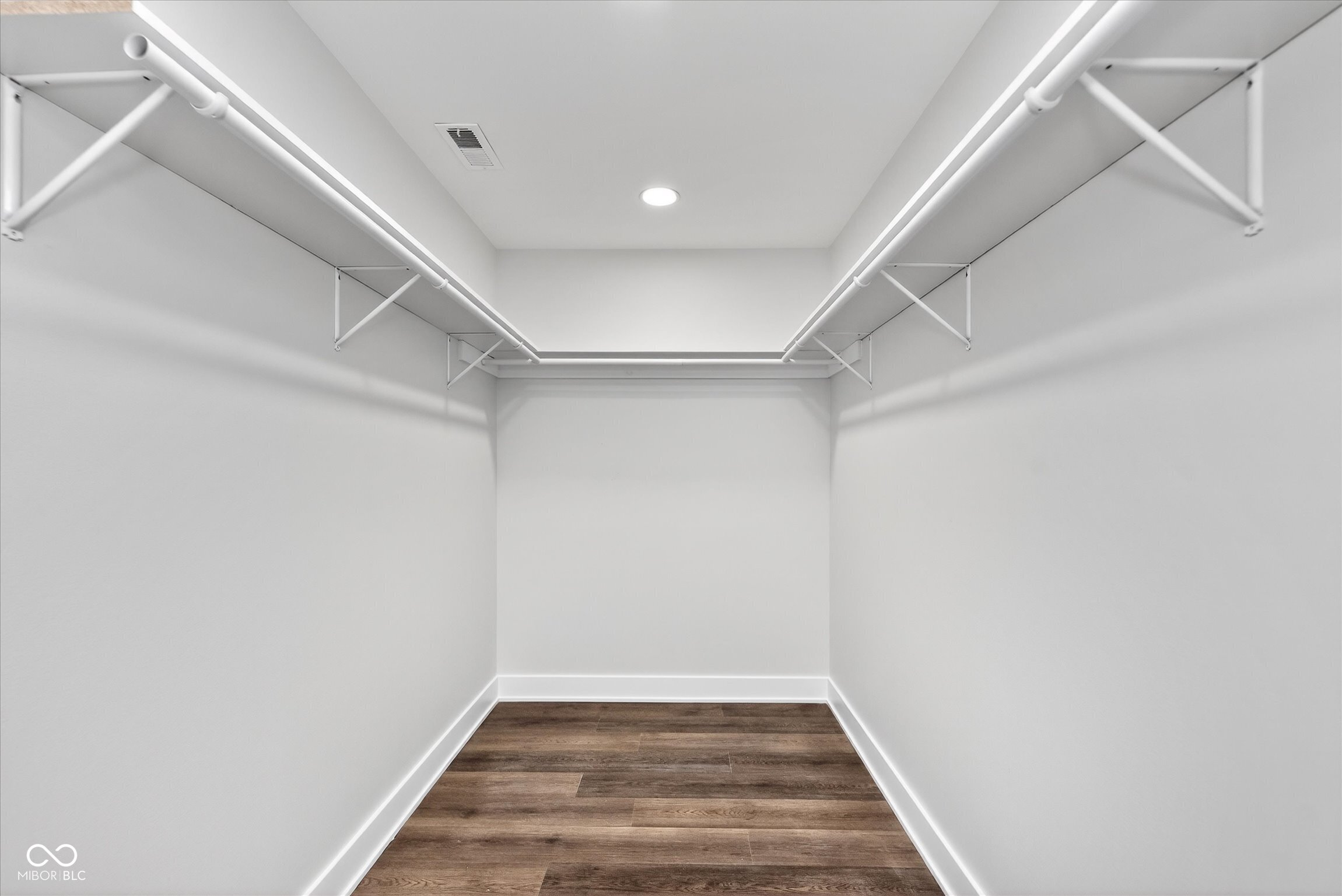 220 Eastern Avenue Indianapolis, IN 46201 - Photo 26 of 36