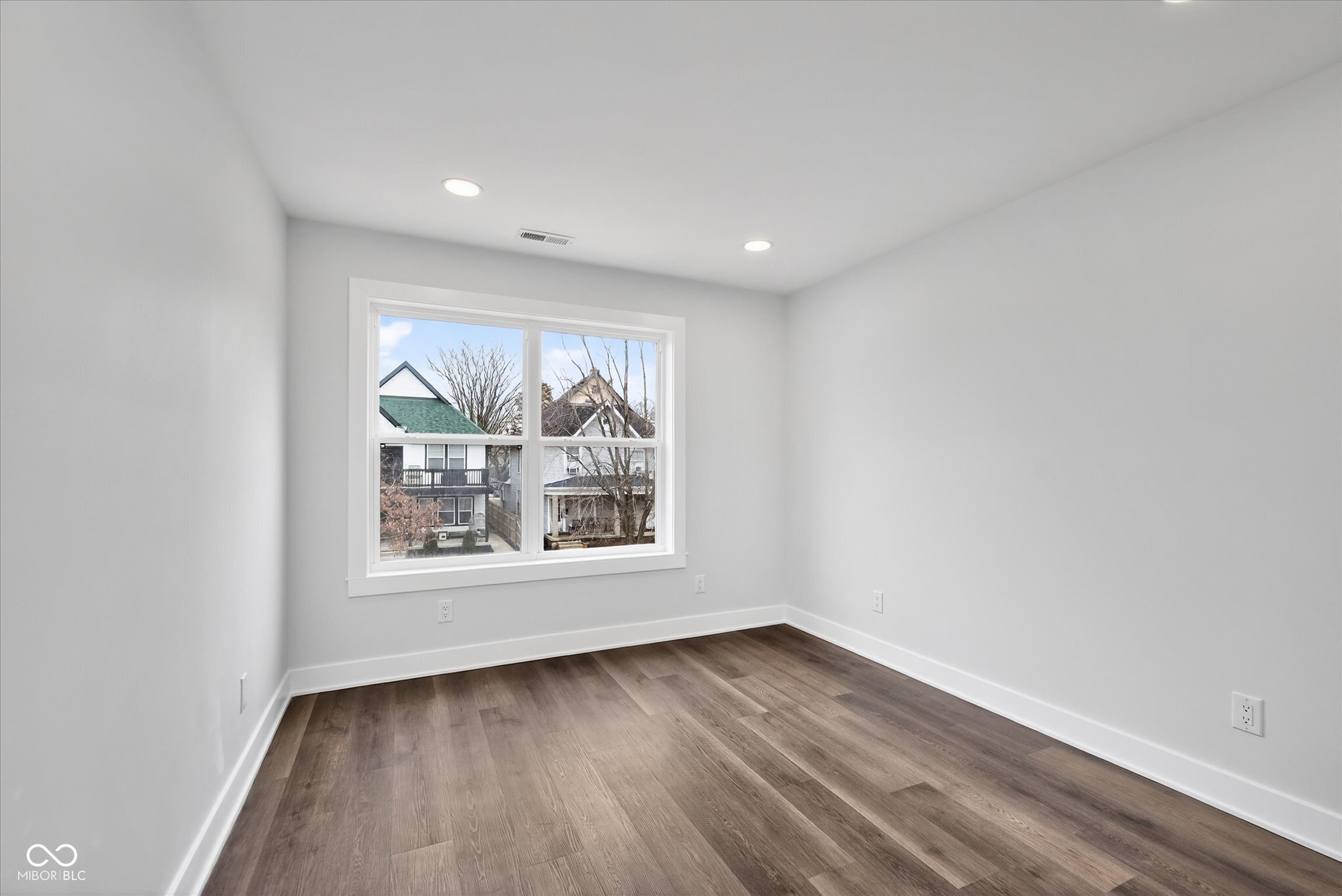 220 Eastern Avenue Indianapolis, IN 46201 - Photo 29 of 36