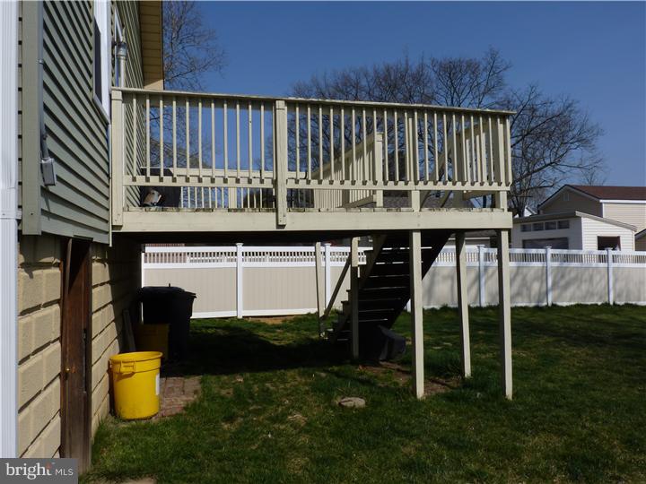 20 Mecray Lane Maple Shade, NJ 08052 - Photo 21 of 24 Deck