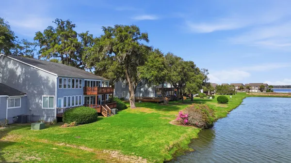 $365,000 | 117 Finch Drive, Unit 272, Georgetown, SC 29440