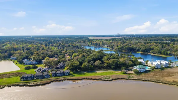 $365,000 | 117 Finch Drive, Unit 272, Georgetown, SC 29440