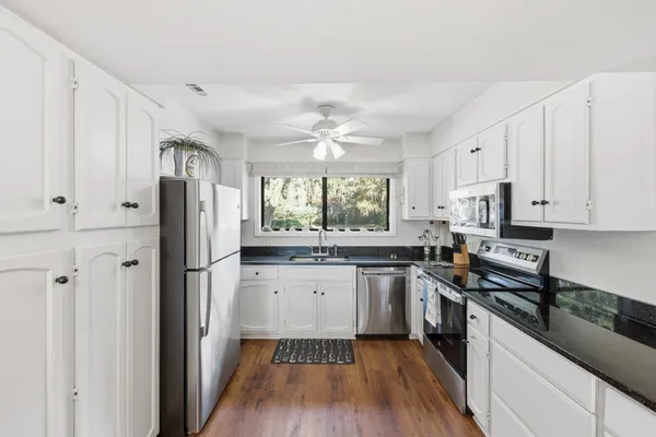 $365,000 | 117 Finch Drive, Unit 272, Georgetown, SC 29440