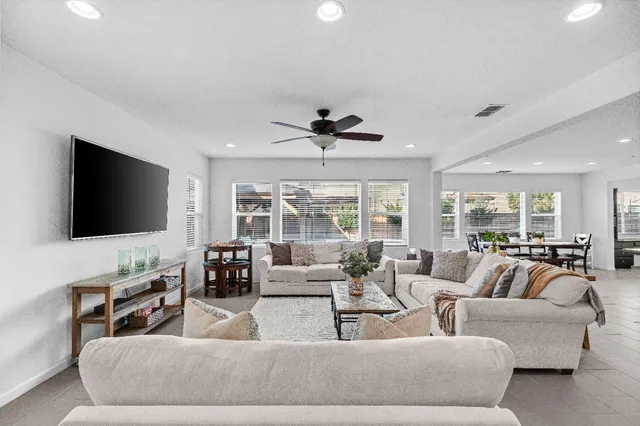 $999,900 | 2305 Augusta Avenue, Tracy, CA 95377