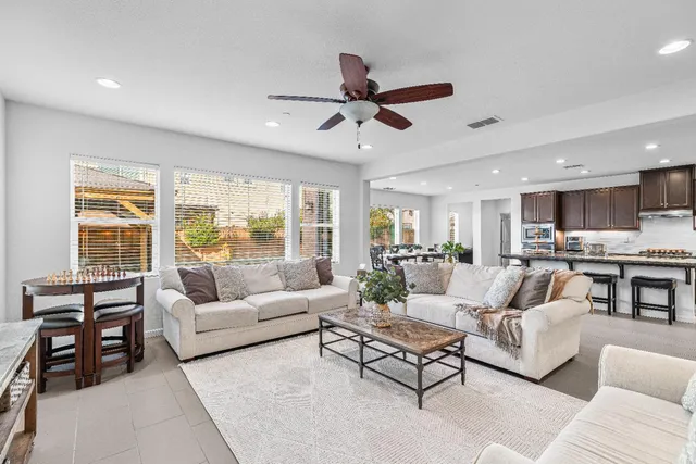 $999,900 | 2305 Augusta Avenue, Tracy, CA 95377