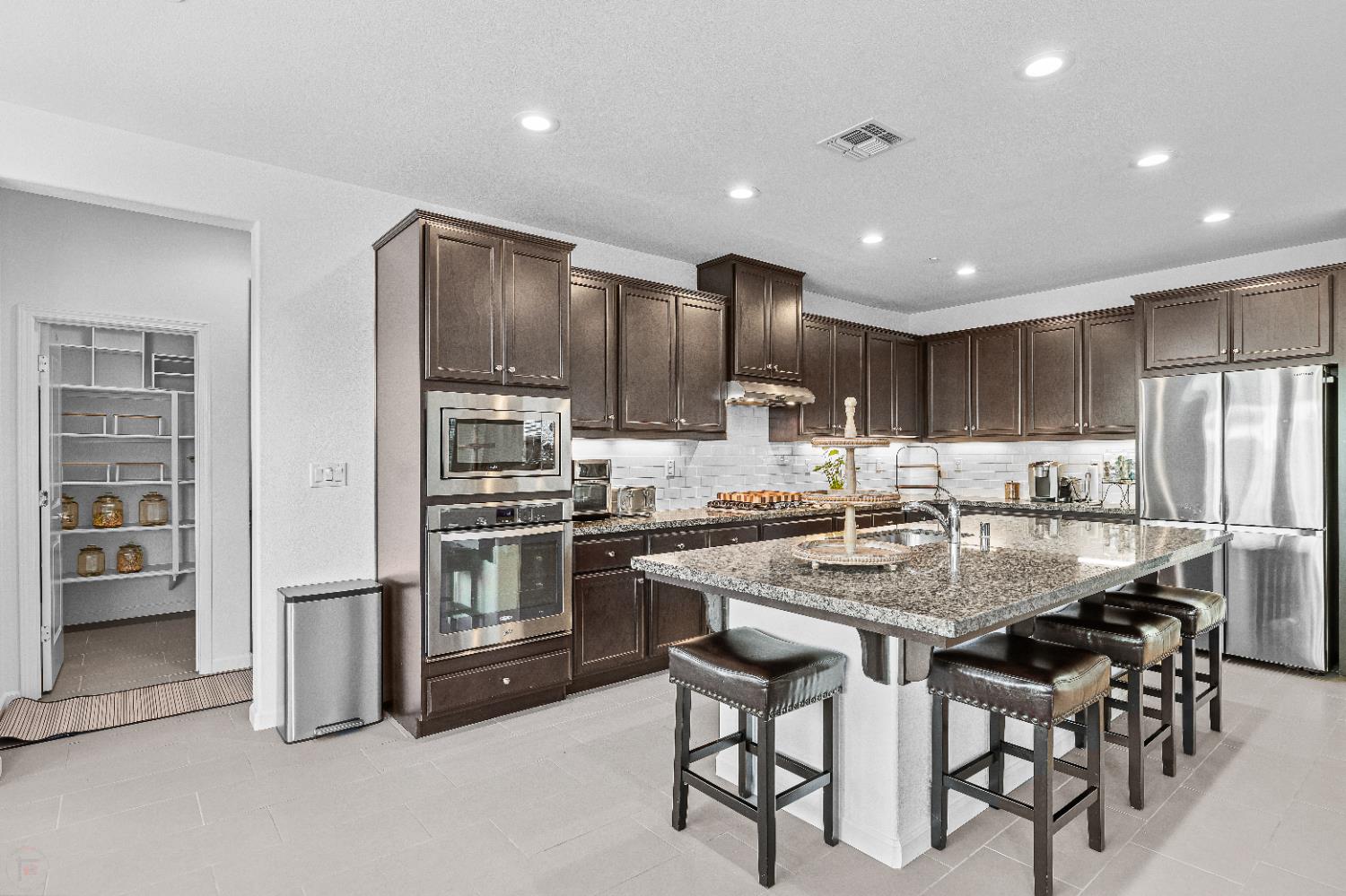 2305 Augusta Avenue Tracy, CA 95377 - Photo 21 of 91