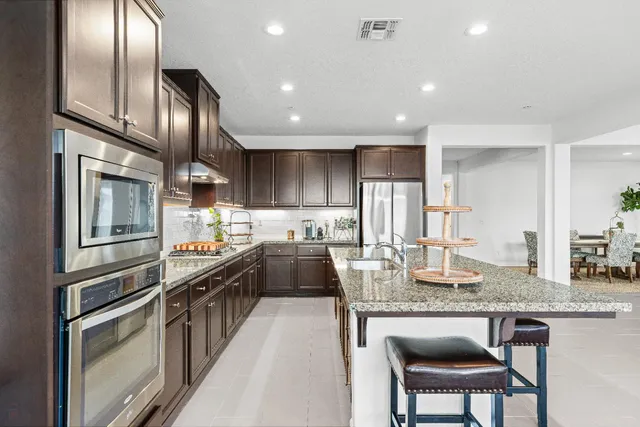 $999,900 | 2305 Augusta Avenue, Tracy, CA 95377