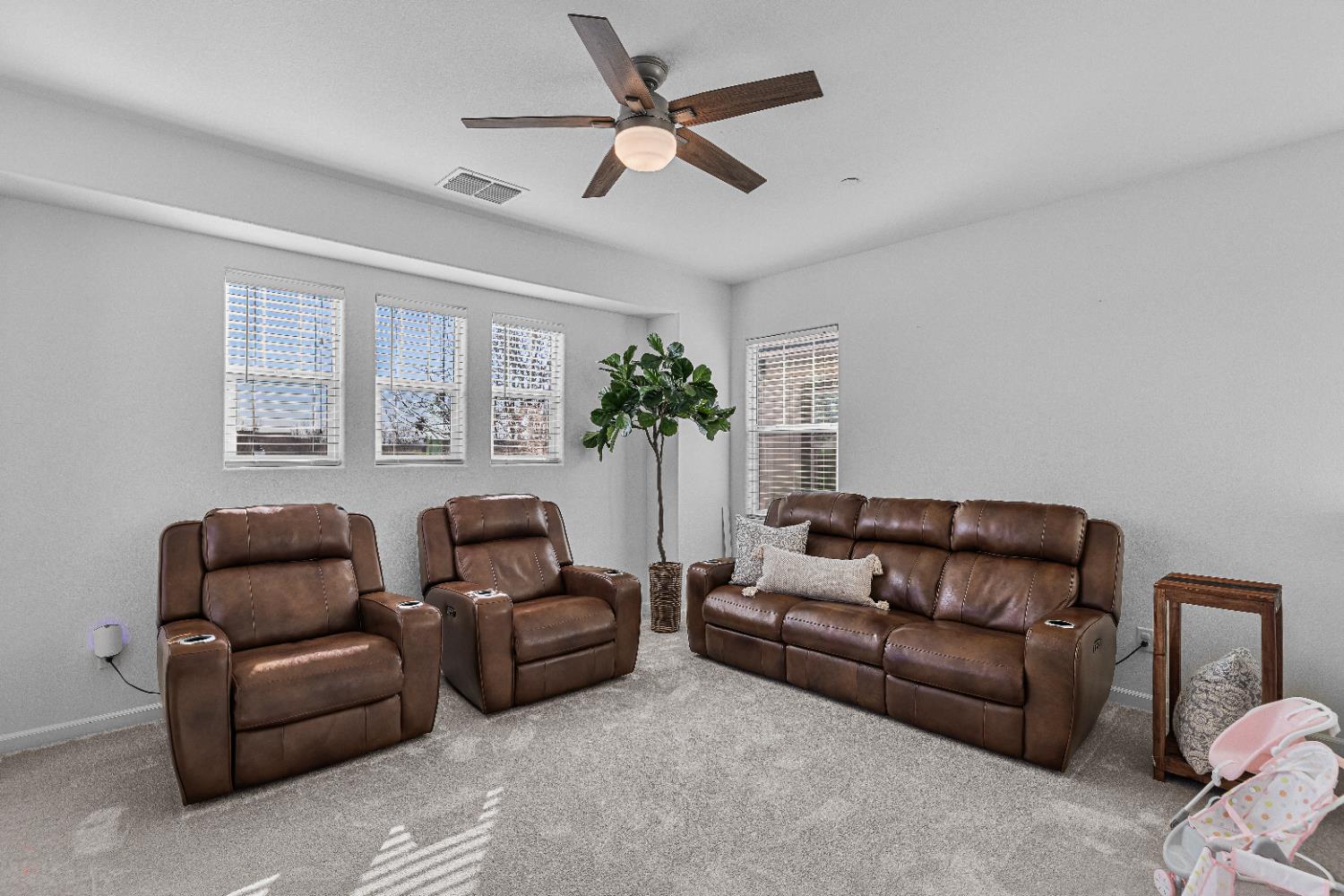 2305 Augusta Avenue Tracy, CA 95377 - Photo 34 of 91 a living room with furniture