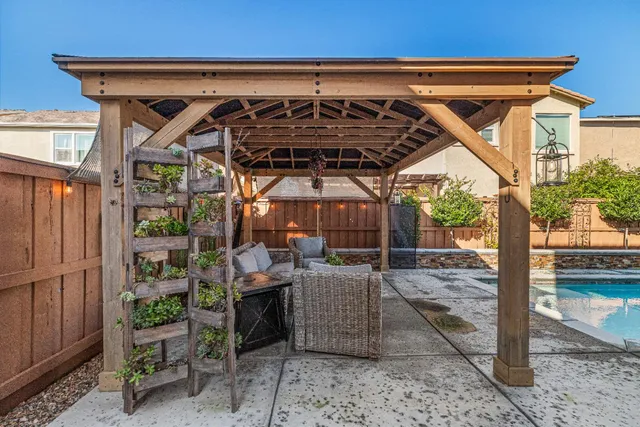 $999,900 | 2305 Augusta Avenue, Tracy, CA 95377