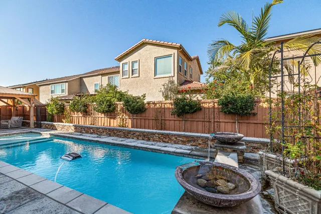 $999,900 | 2305 Augusta Avenue, Tracy, CA 95377