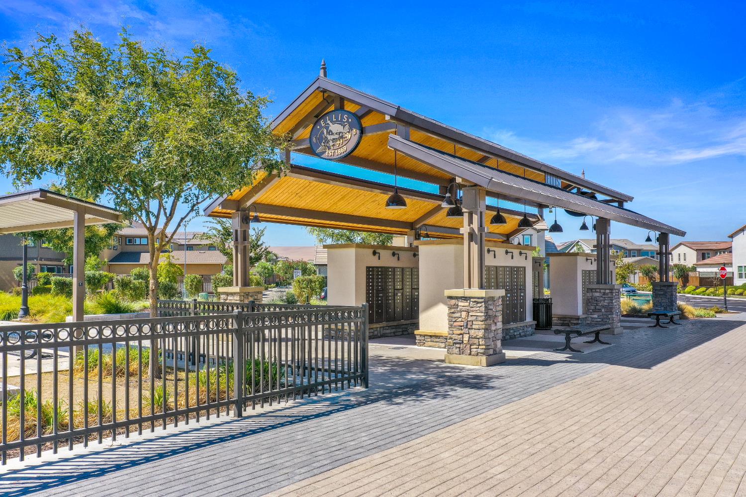 2305 Augusta Avenue Tracy, CA 95377 - Photo 81 of 91