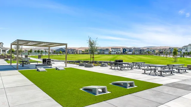 $999,900 | 2305 Augusta Avenue, Tracy, CA 95377