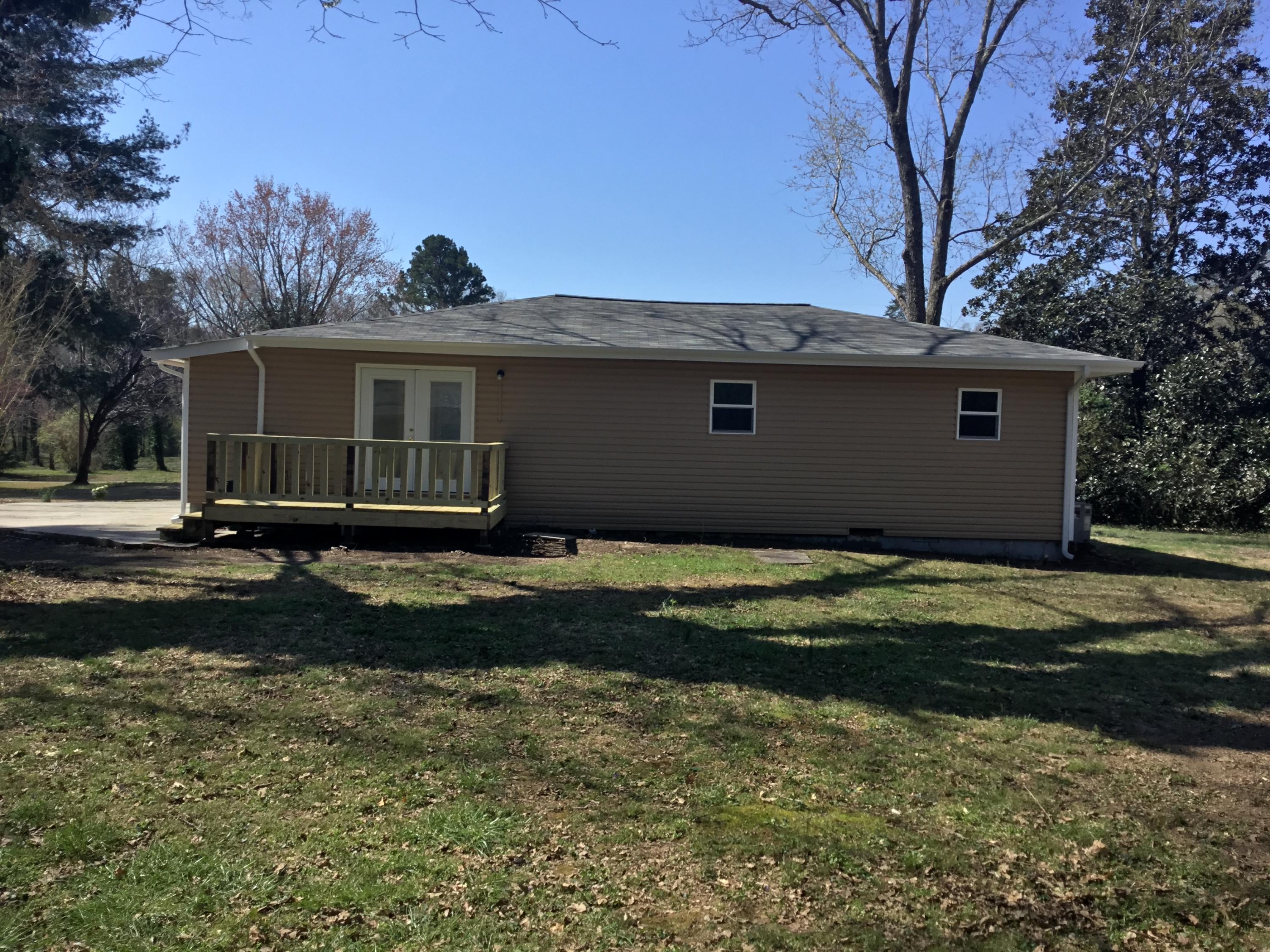 213 Housley Road Soddy Daisy, TN 37379 - Photo 4 of 17 FE0A82E8-319A-46A0-8FA9-A1159DA0D6E4