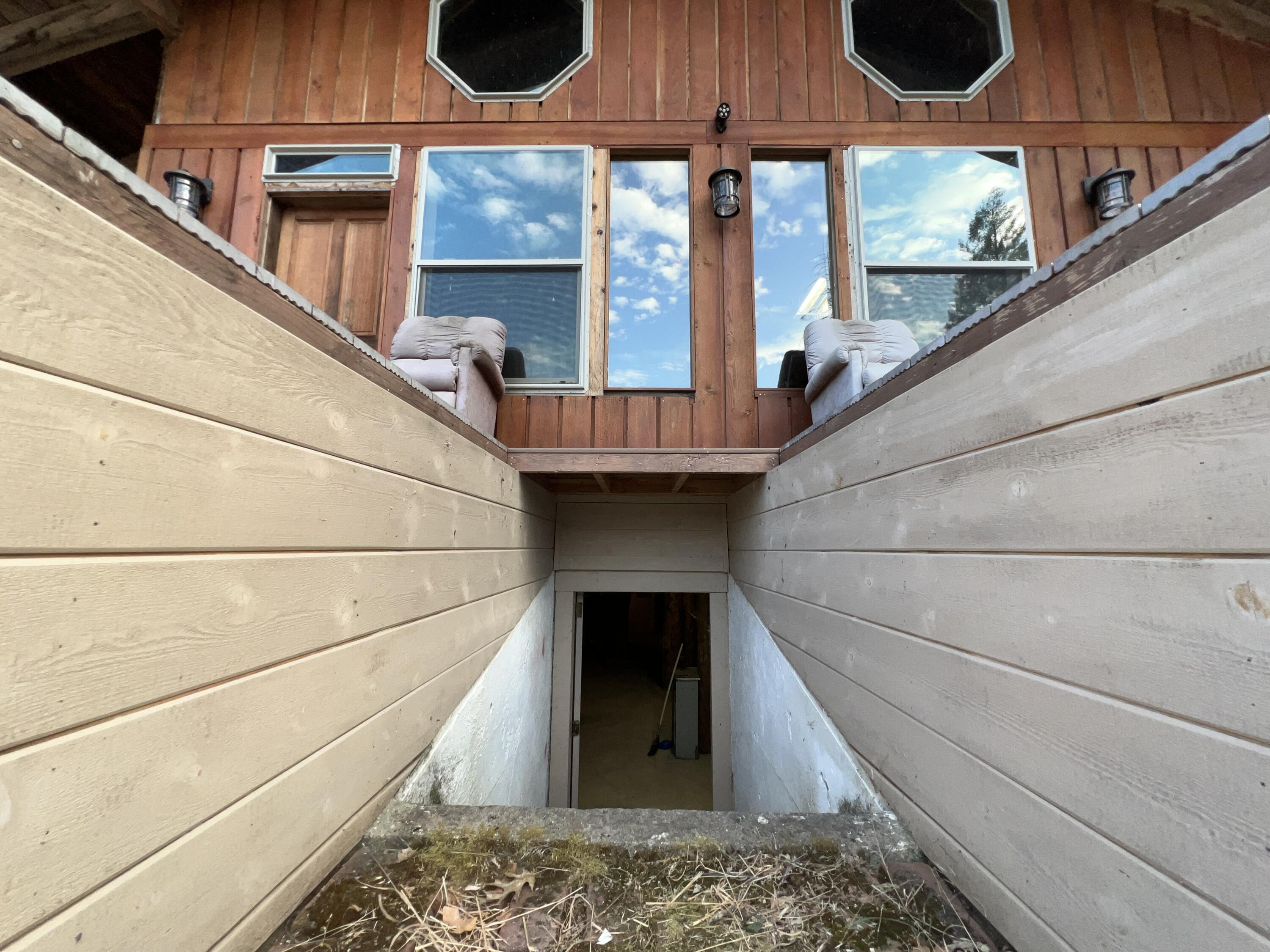 511 Tucker Hill Road Douglas City, CA 96024 - Photo 35 of 41 View from yard to Basement