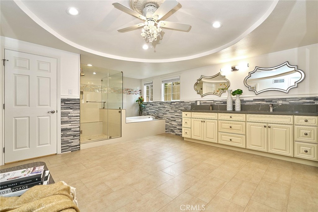 8652 Los Coyotes Drive Buena Park, CA 90621 - Photo 28 of 72