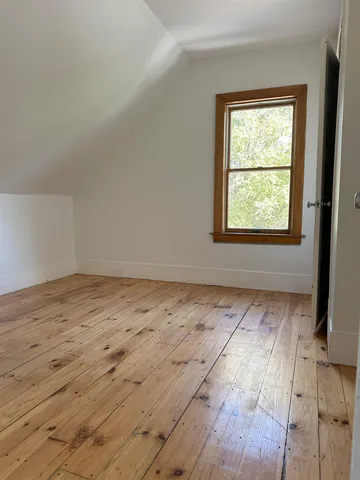 $1,950 | 381 Thornton Street, Unit 3, Manchester, NH 03102