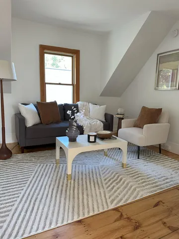 $1,950 | 381 Thornton Street, Unit 3, Manchester, NH 03102