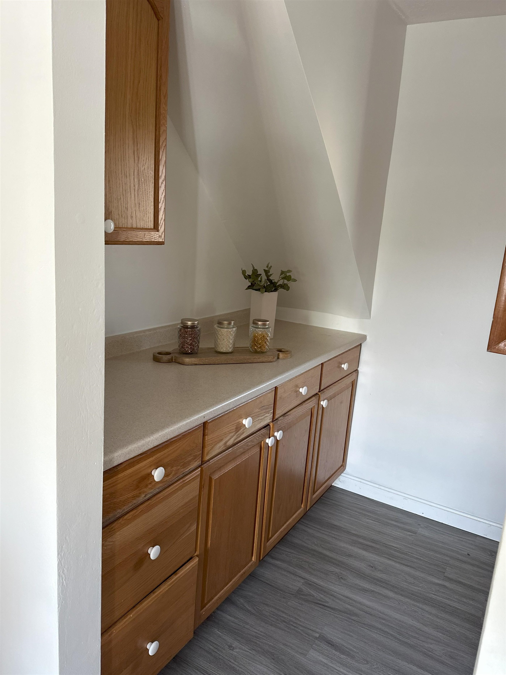 381 Thornton Street, Unit 3 Manchester, NH 03102 - Photo 10 of 19