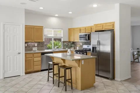 $935,000 | 5414 Toucanet Court, Oceanside, CA 92057