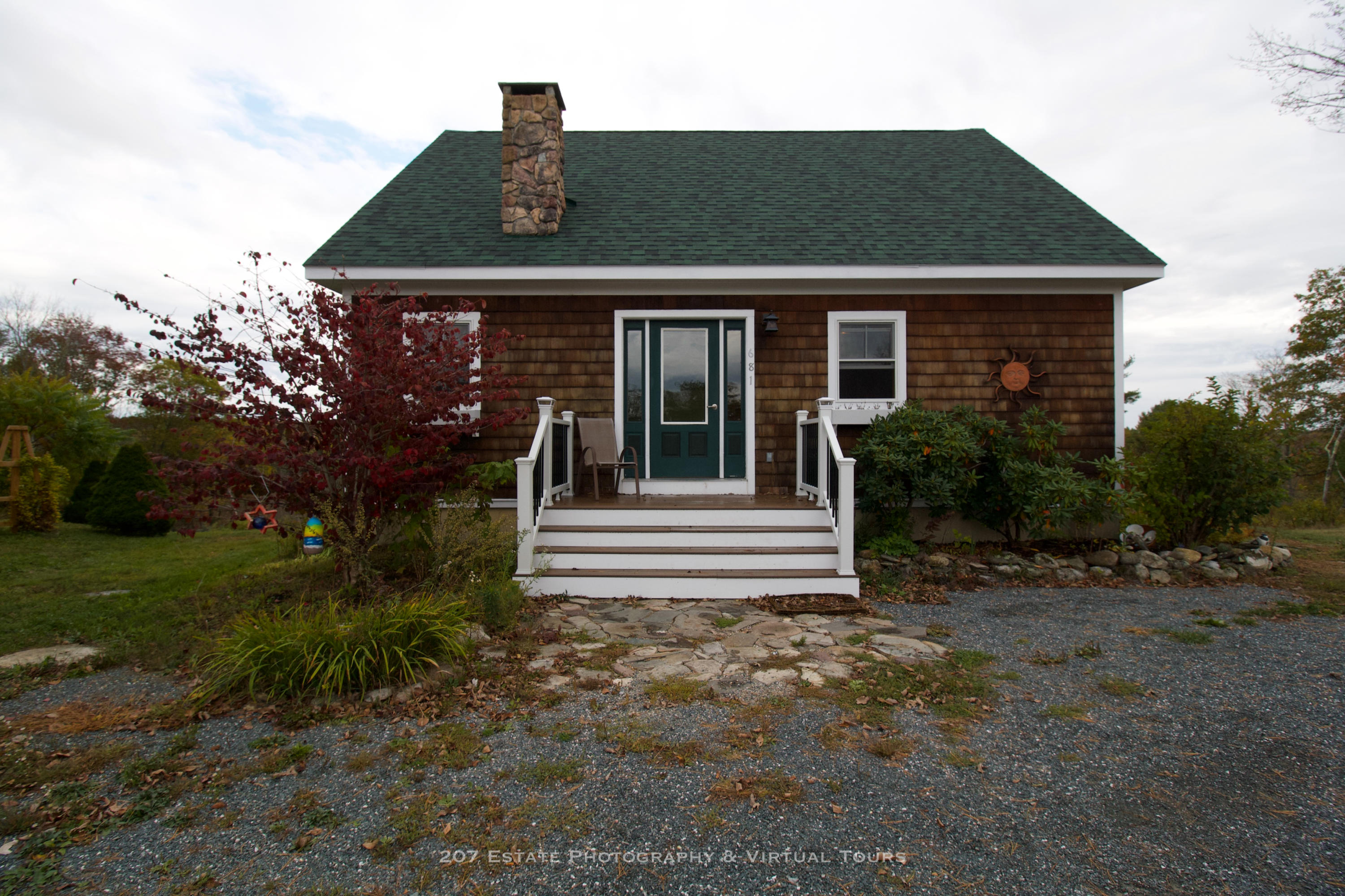 681 The Shore Road Castine, ME 04421 - Photo 2 of 37 681 The Shore Rd-17